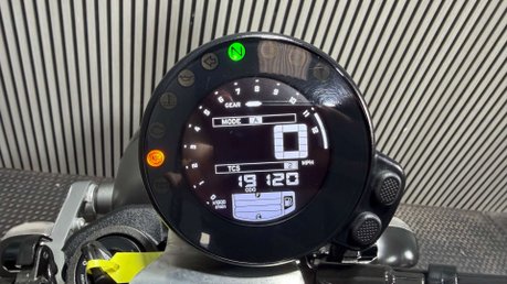 Yamaha XSR900 HERITAGE MT09 2016 ONLY 19K STUNNING MODERN RETRO 900CC 17