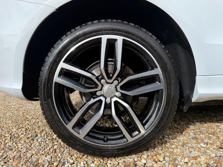 Audi Q5 2.0 TDI S line Plus Special Edition S Tronic quattro Euro 6 (s/s) 5dr 16