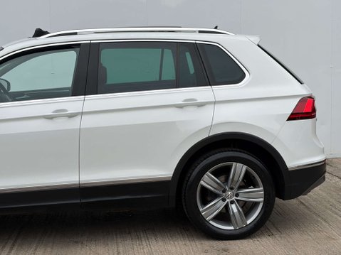 Volkswagen Tiguan 2.0 Tiguan SEL TDI BlueMotion Technology 4Motion Semi-Auto 4WD 5dr 57