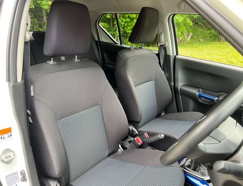 Suzuki Ignis 1.2 Ignis SZ3 DualJet MHEV 5dr 14
