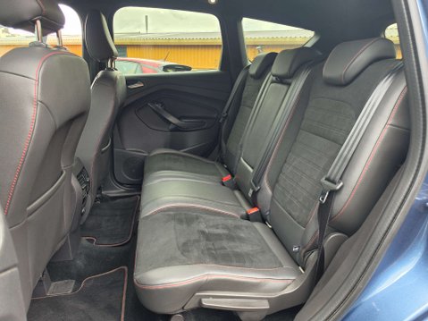 Ford Kuga 2.0 Kuga ST-Line Edition TDCi 4x4 Auto 4WD 5dr 40