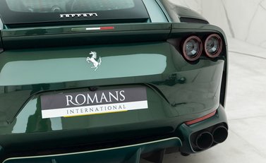 Ferrari 812 Superfast 26