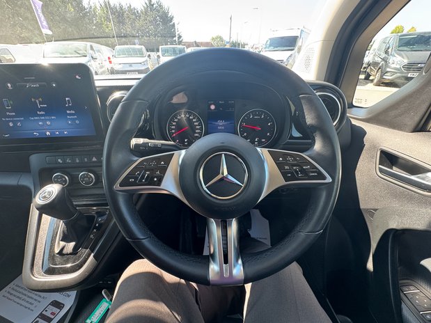 Mercedes-Benz Citan AUTO SWB [SOLD CM] L1H1 Low Roof Air Con Sensors Cam Tow Bar EURO 6 NO VAT 16