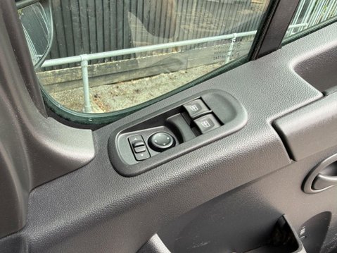 Renault Master LM35 BUSINESS PLUS DCI 28