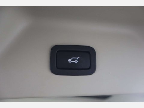 Land Rover Range Rover 2.0 Range Rover Autobiography P400e Auto 4WD 5dr 41