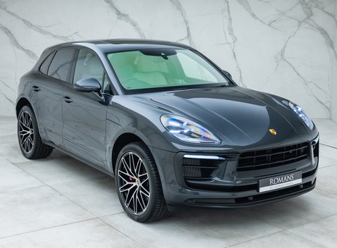 Porsche Macan S 8