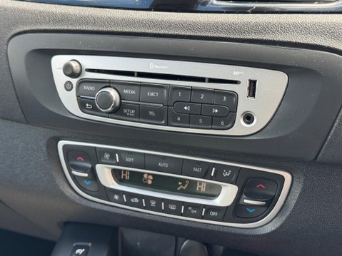 Renault Grand Scenic 1.5 dCi ENERGY Dynamique TomTom Euro 5 (s/s) 5dr 18
