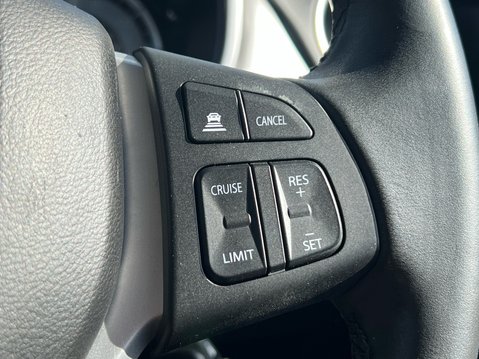 Suzuki Vitara SZ-T BOOSTERJET MHEV 33