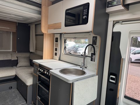 Bailey Adamo 75-4DL Motorhome | Auto | 1 Owner | Low Miles | Euro 6 13