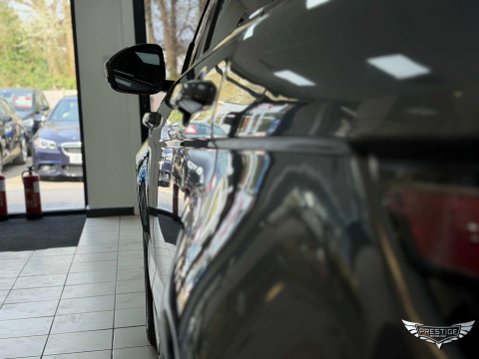 Land Rover Range Rover Evoque 2.0 eD4 SE Tech FWD Euro 6 (s/s) 5dr 11