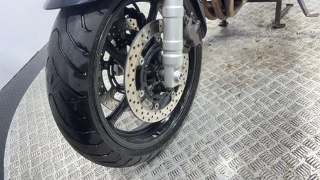 Yamaha FZ FAZER 2006 41K RUNNING COMMUTER PROJECT BIKE 600CC 17