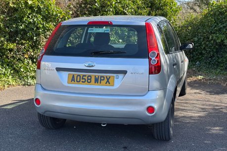 Ford Fiesta 1.25 Style Climate Hatchback 5dr Petrol Manual (142 g/km, 74 bhp) 6