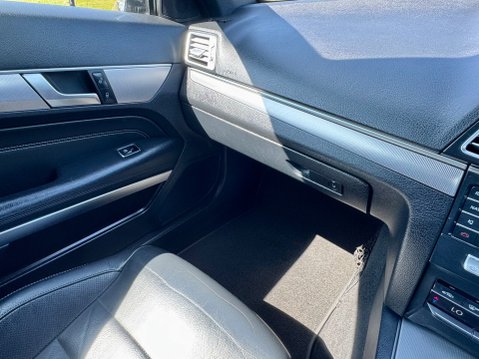 Mercedes-Benz E Class E220 BLUETEC AMG LINE 47