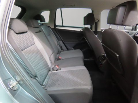 Volkswagen Tiguan 2.0 TDI SE Navigation Euro 6 (s/s) 5dr 13