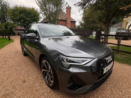 Audi E-Tron 55 Black Edition Auto quattro 5dr 95kWh