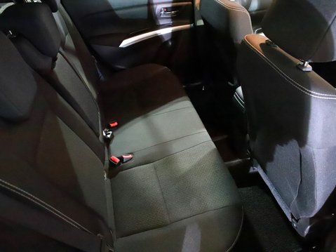 Suzuki SX4 S-Cross 1.4 Boosterjet 48V Hybrid SZ-T 5dr 31