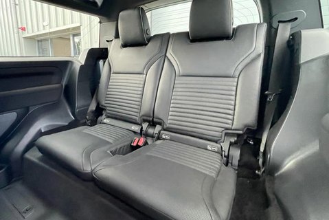 Defender 90 Commercial 3