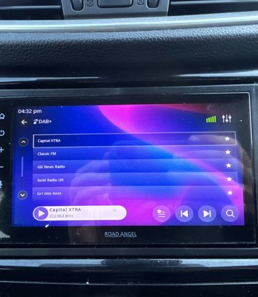 Nissan Qashqai VISIA DIG-T SMART VISION.. 7 SERVICES.. 1 PREVIOUS KEEPER..STUNNING EXAMPLE 3