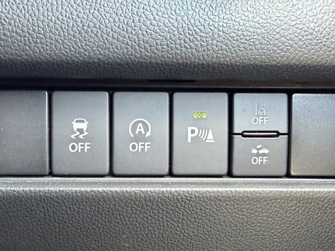 Suzuki Swift 1.2 Dualjet 83 12V Hybrid SZ5 5dr Auto 35