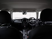 Mini Hatch COOPER 12