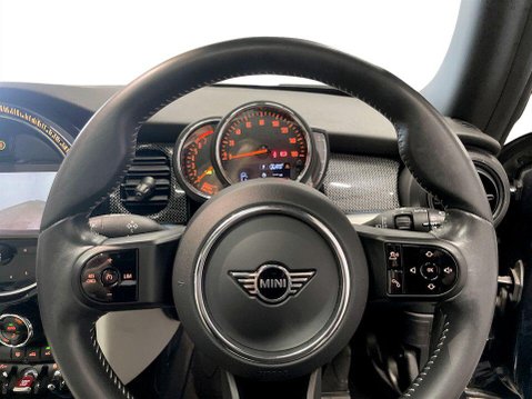 Mini Hatch 1.5 Cooper Exclusive Hatchback 3dr Petrol Steptronic Euro 6 (s/s) (136 ps) 13