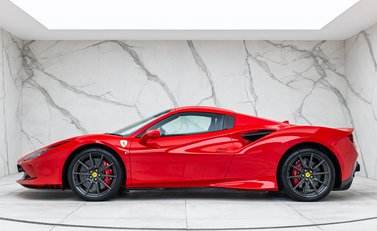 Ferrari F8 Spider 5