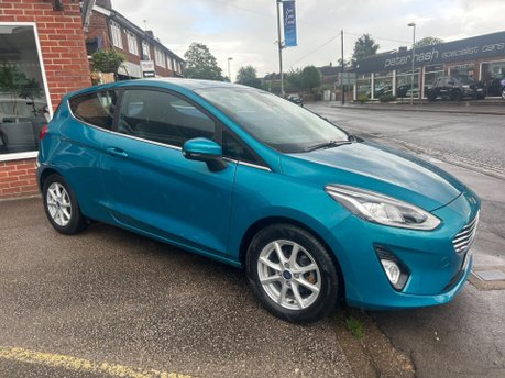 Ford Fiesta 1.0T EcoBoost Zetec Euro 6 (s/s) 3dr 11