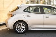 Toyota Corolla ICON TECH 7