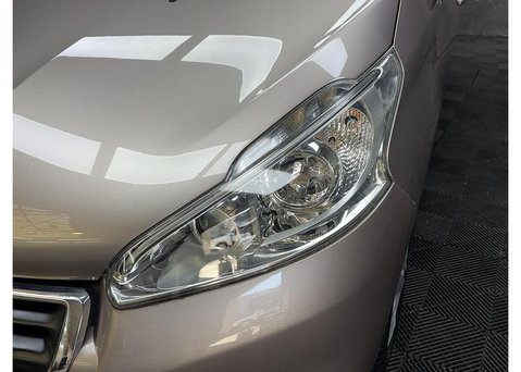 Peugeot 208 1.6 VTi Allure Hatchback 5dr Petrol Auto Euro 5 (120 ps) 17