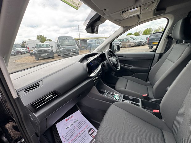 Ford Transit Connect AUTO LWB [SOLD CR] L2H1 Low Roof PHEV Trend 250 Air Con Nav Sensors EURO 6 11