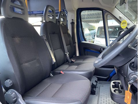 Peugeot Boxer 2.0 Boxer 335 L3H2 16-Seat Non-D1 3.5t Minibus with A/C. ULEZ Euro 6. 15