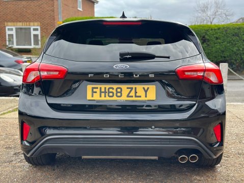 Ford Focus 1.0T EcoBoost ST-Line Euro 6 (s/s) 5dr 6