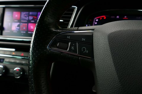 SEAT Leon 1.5 Leon FR Black Edition TSi Evo 5dr 43