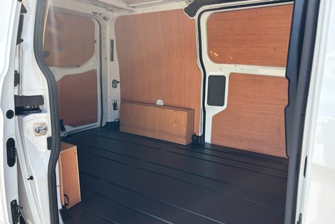 Ford Transit Custom 300 Active L1 170 ps Selectshift Panel Van - Tailgate & Twin Side Doors 13