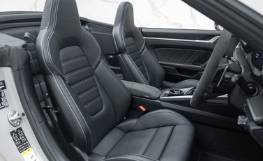 Porsche 911 Turbo S Cabriolet (992) 20