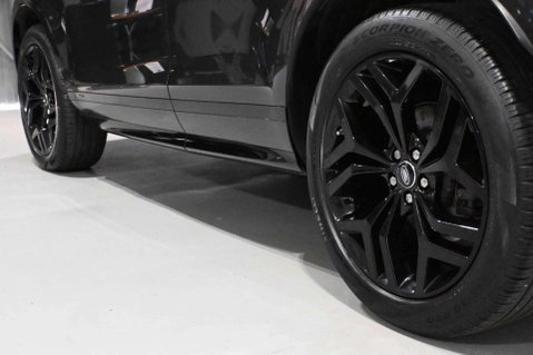 Land Rover Range Rover Evoque R-DYNAMIC HSE MHEV 31