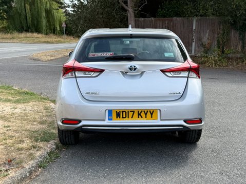 Toyota Auris VVT-I BUSINESS EDITION TSS 5