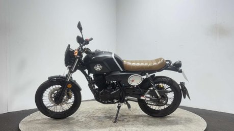 Um Scrambler 2022 ONLY 5K SPARES OR REPAIR GOOD RUNNING PROJECT BIKE 125CC 4