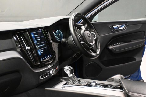 Volvo XC60 2.0 XC60 R-Design T5 AWD Auto 4WD 5dr 12