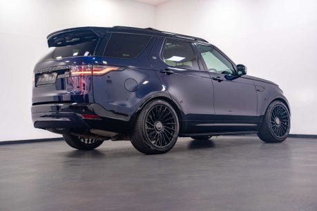 Land Rover Discovery 3.0 Discovery R-Dynamic SE D MHEV Auto 4WD 5dr 8