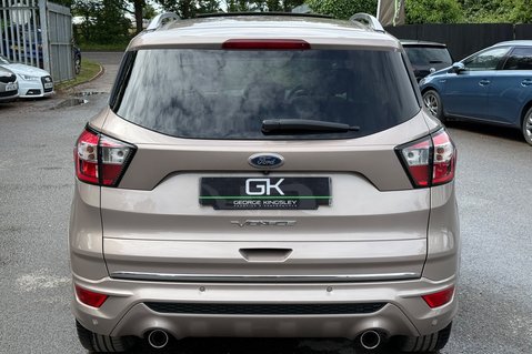 Ford Kuga VIGNALE TDCI AUTO - MILANO GRIGIO PAINT - PAN ROOF -APPEARANCE PACK 9
