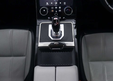 Land Rover Range Rover Evoque 2.0 Range Rover Evoque R-Dynamic SE Auto 4WD 5dr 25