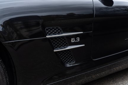 Mercedes-Benz SLS SLS AMG 12