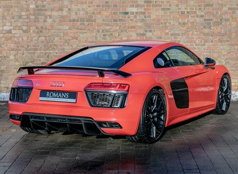 Audi R8 V10 Plus 7
