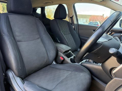 Nissan Qashqai 1.2 DIG-T n-tec 2WD Euro 6 (s/s) 5dr 43