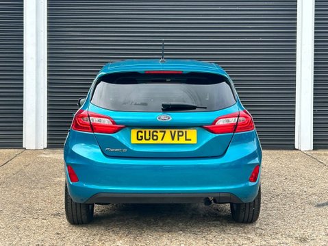 Ford Fiesta TITANIUM 8