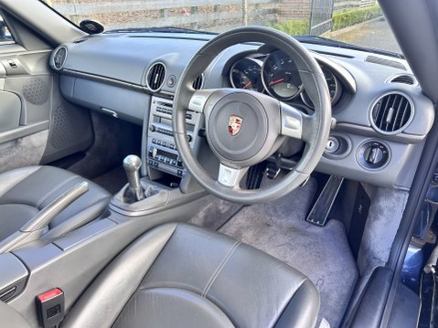 Porsche Cayman 24V 16