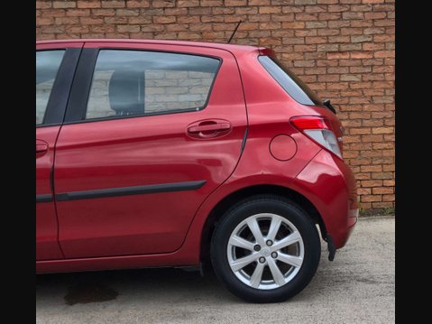 Toyota Yaris 1.3 Yaris TR VVT-i 5dr 12