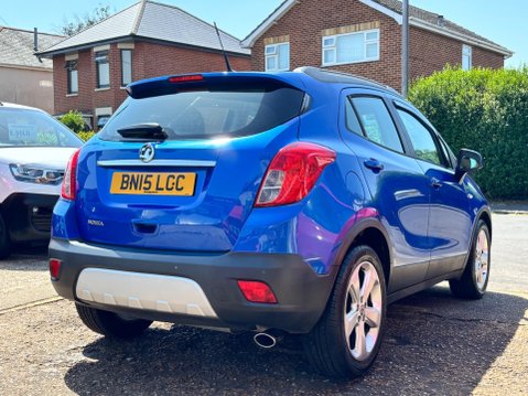 Vauxhall Mokka 1.6 Exclusiv 2WD Euro 5 (s/s) 5dr 4