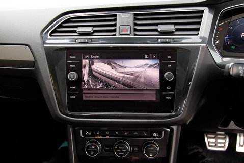 Volkswagen Tiguan SEL TSI 4MOTION DSG 28